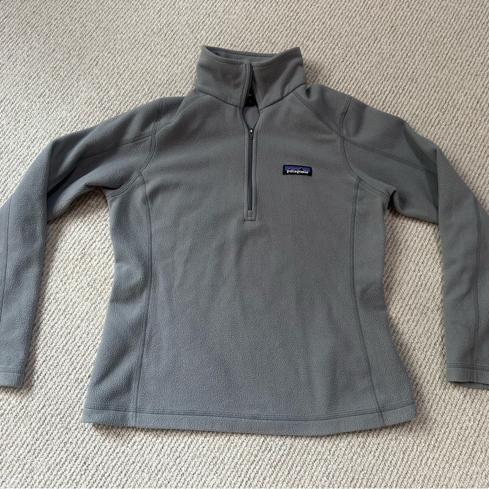 Patagonia half-zip fleece jacket, light grey